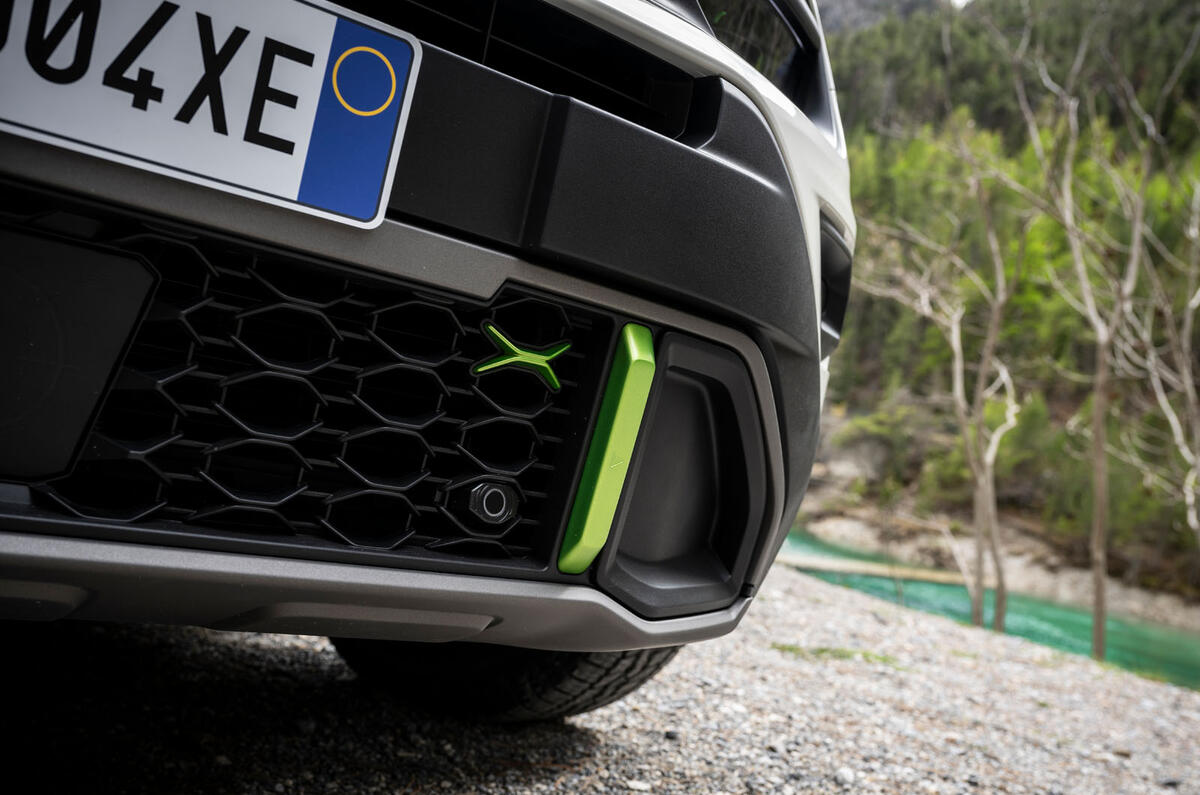 Jeep Avenger 4xe 2025 Review bumper cladding 24